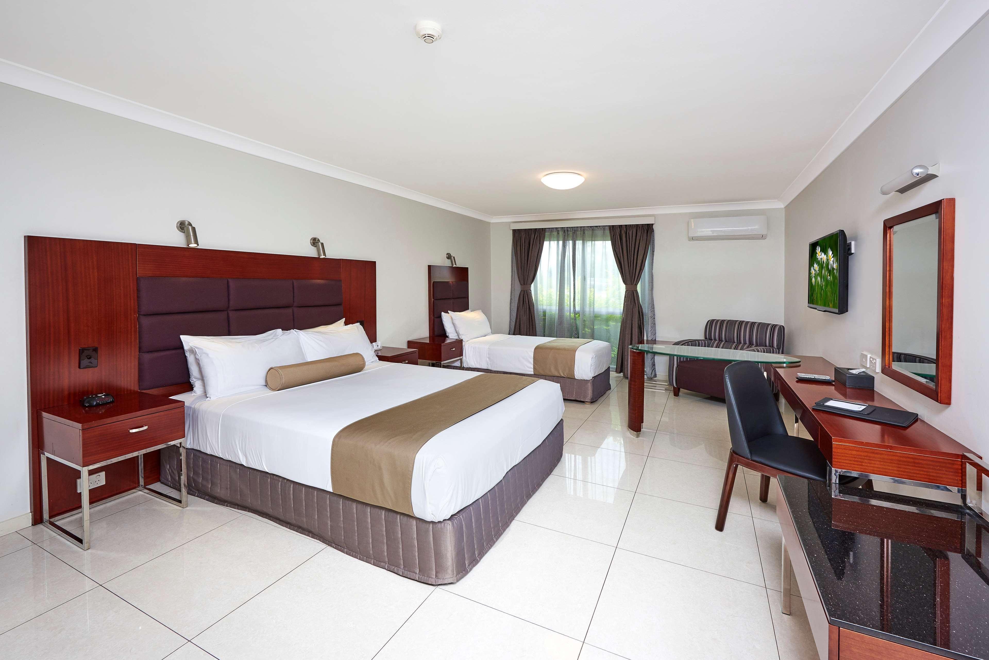 Best Western Casula Motor Inn Экстерьер фото