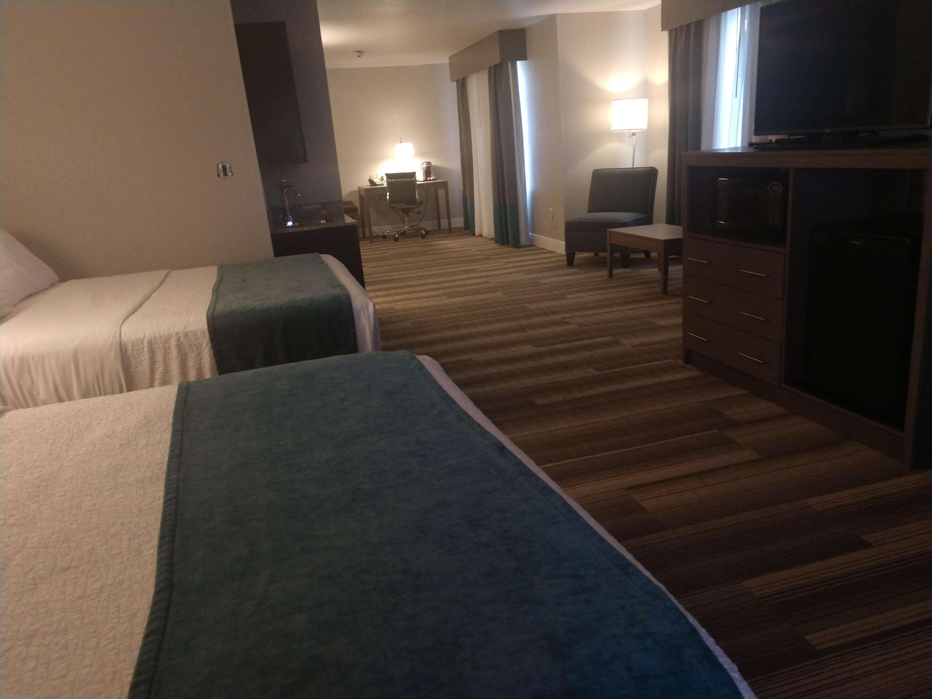 Best Western Casula Motor Inn Экстерьер фото