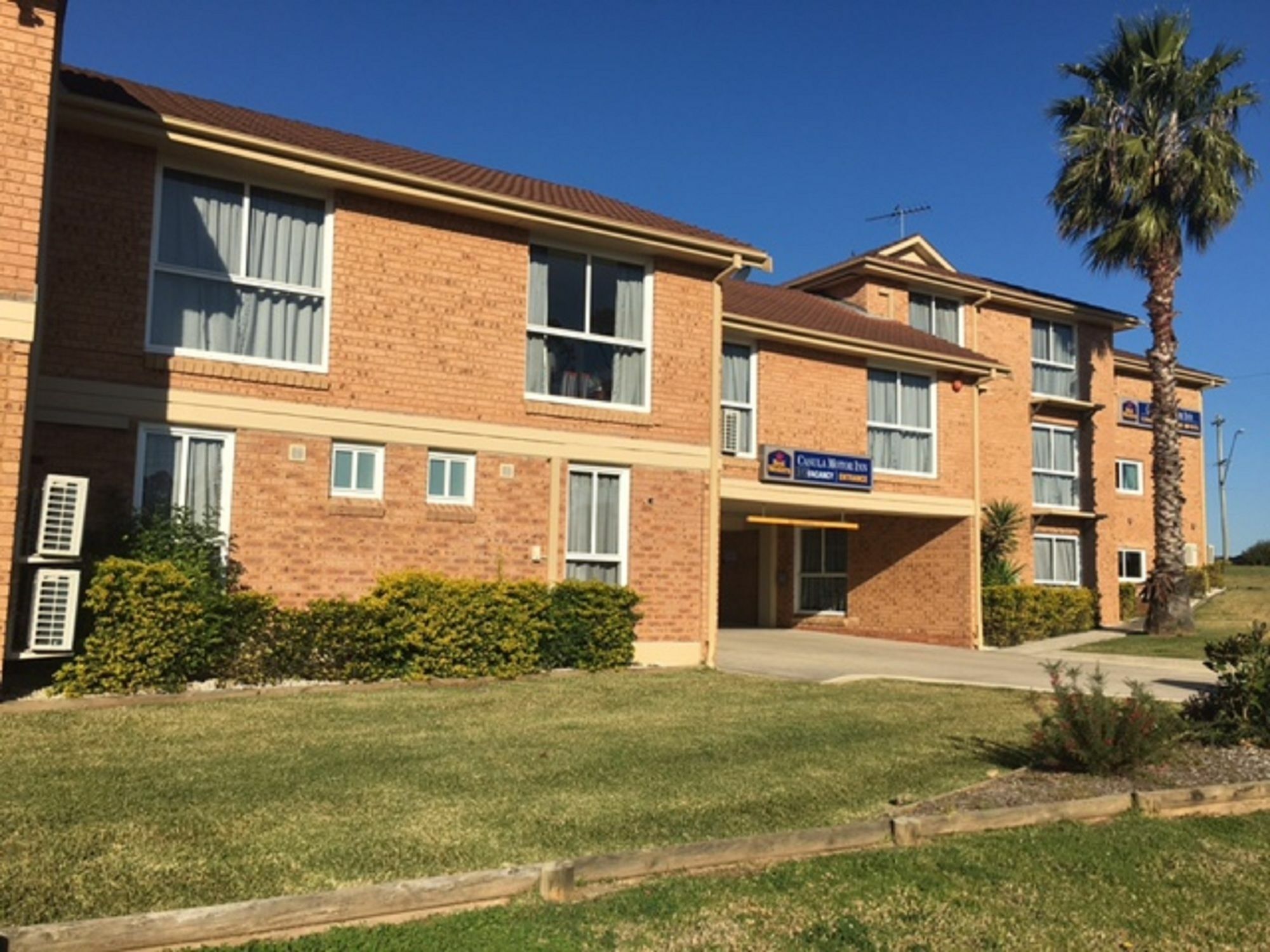 Best Western Casula Motor Inn Экстерьер фото